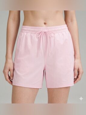 lululemon athletica Light Pink Drawstring Casual Shorts. Size:4